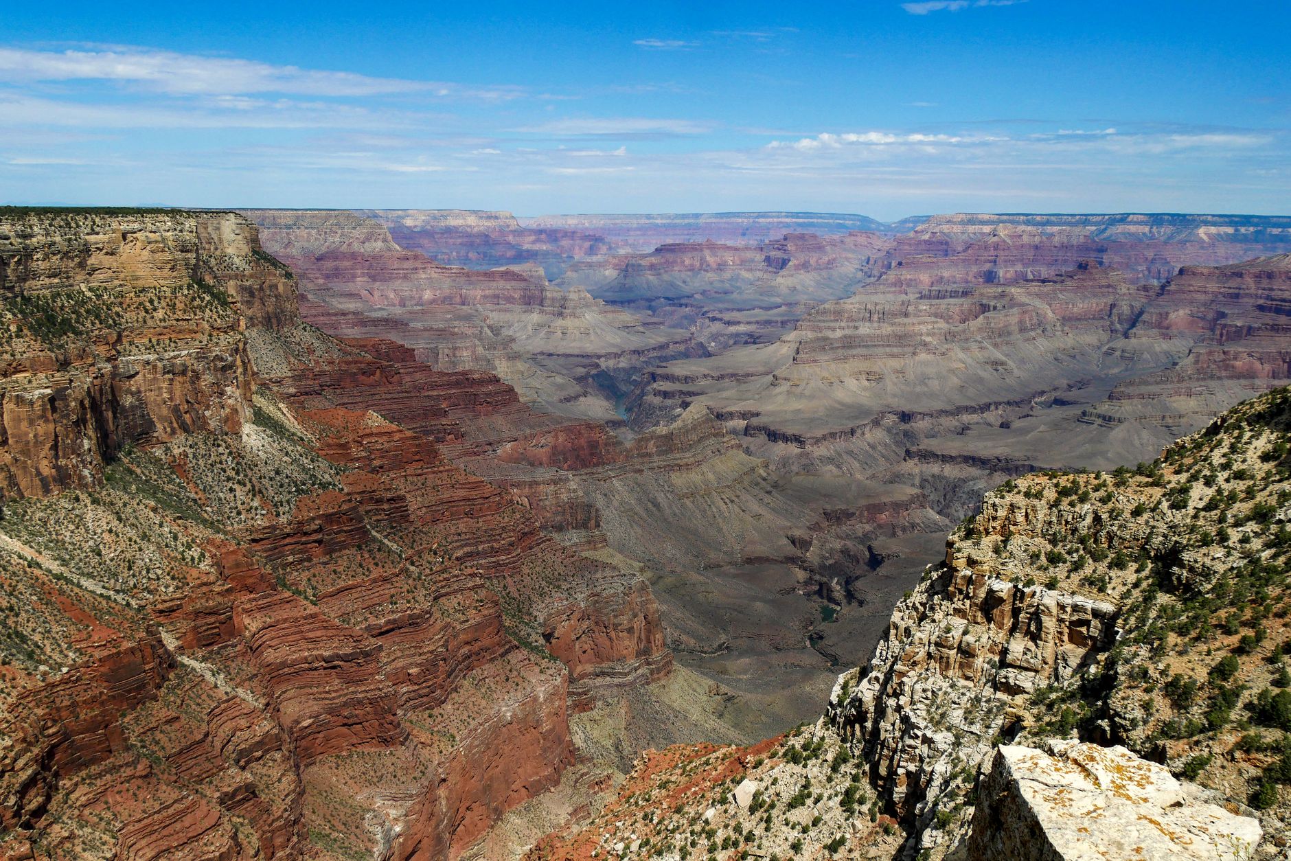 majestic view of the grand canyon in summer